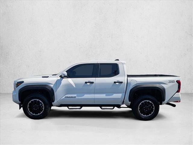 Used 2025 Toyota Tacoma TRD Off-Road image 9