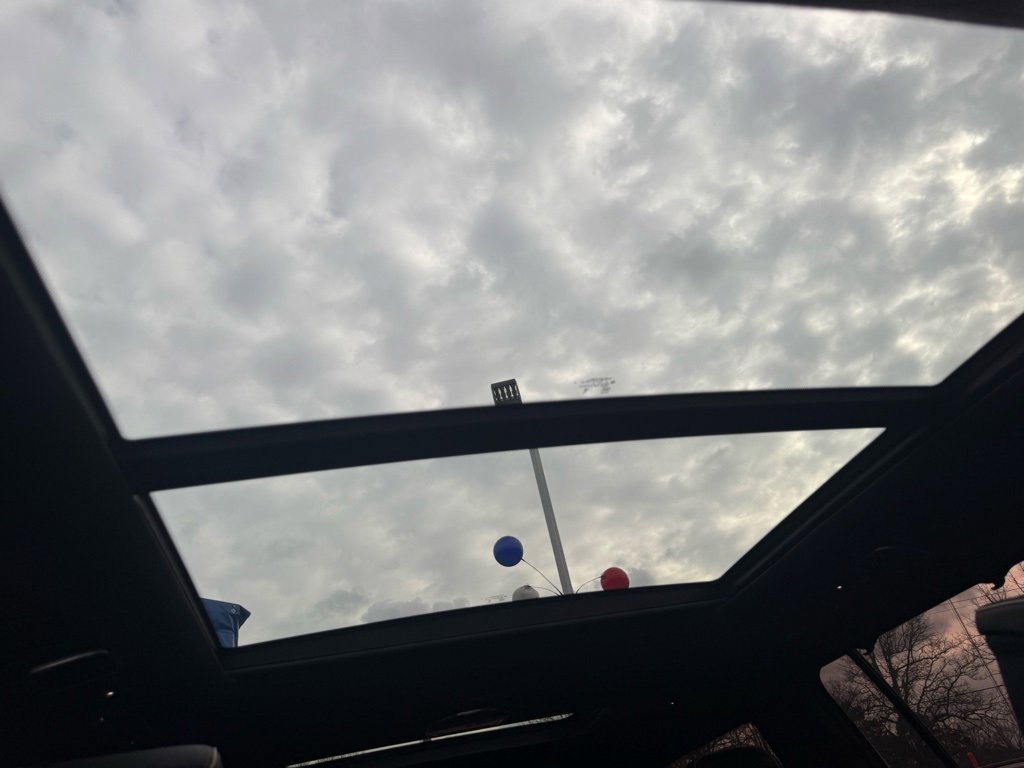 Used 2024 Jeep Grand Wagoneer Series III w/ Rear Seat Video Group 1 image 26