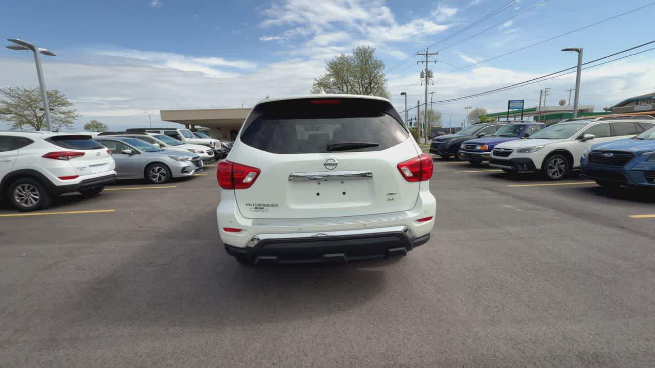 Used 2019 Nissan Pathfinder SL AWD/4WD image 7