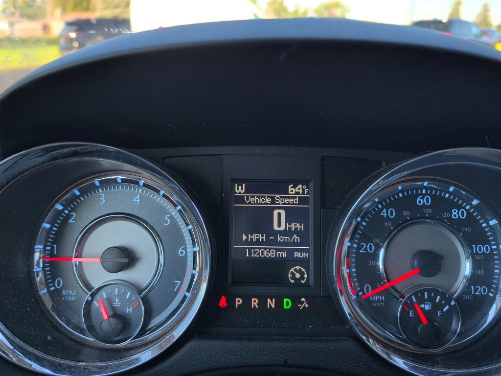 Used 2011 Chrysler Town & Country Touring FWD image 11