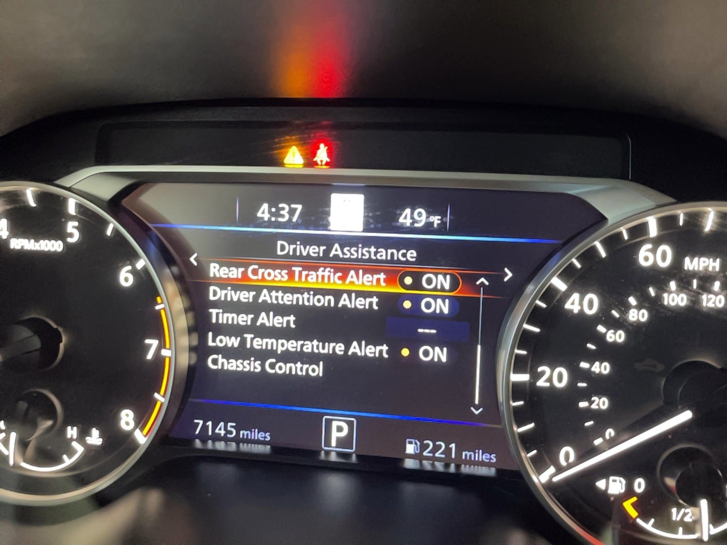 Used 2024 Nissan Altima 2.5 SV w/ SV Premium Package image 12