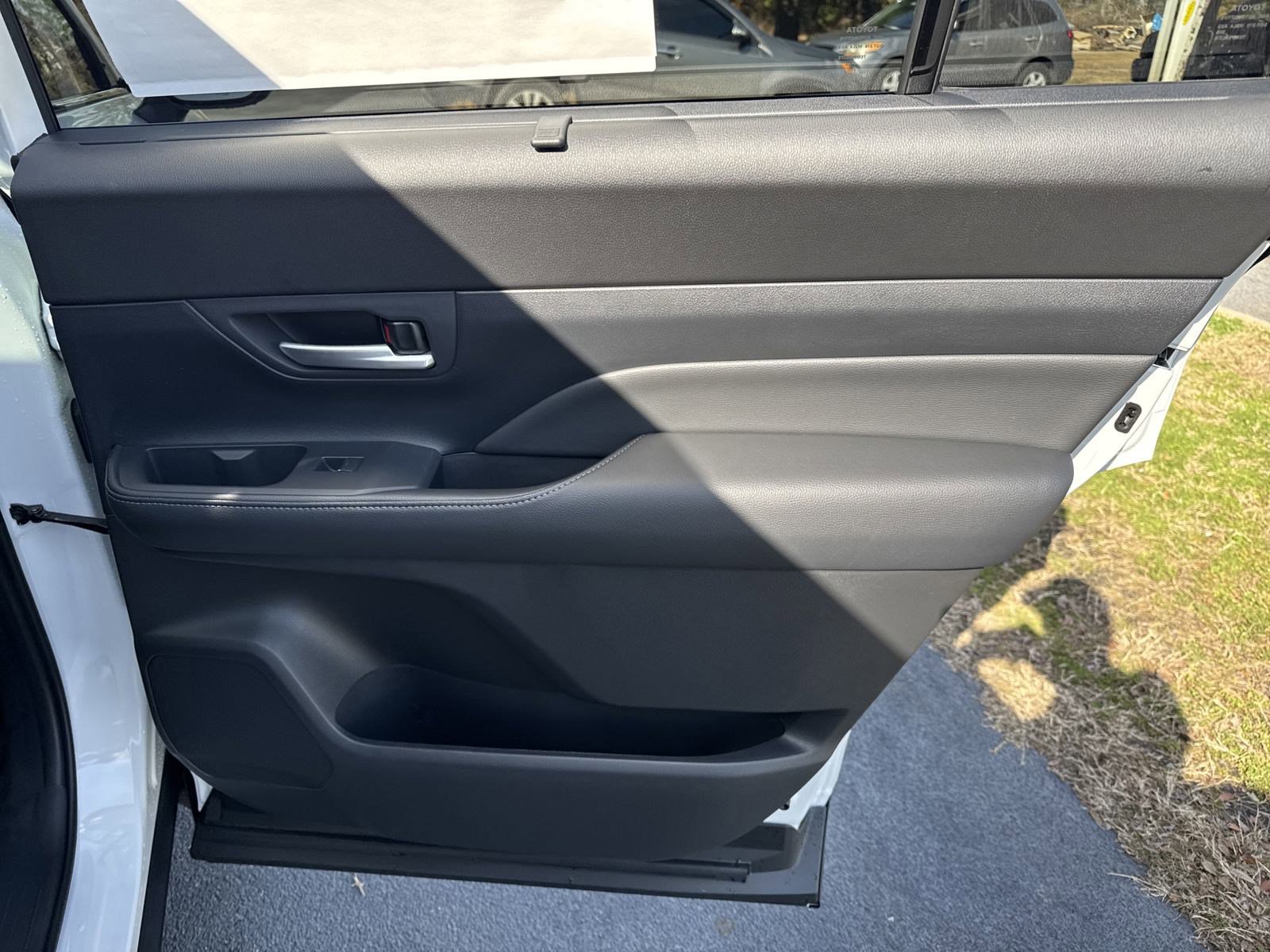 New 2025 Toyota Grand Highlander AWD image 34