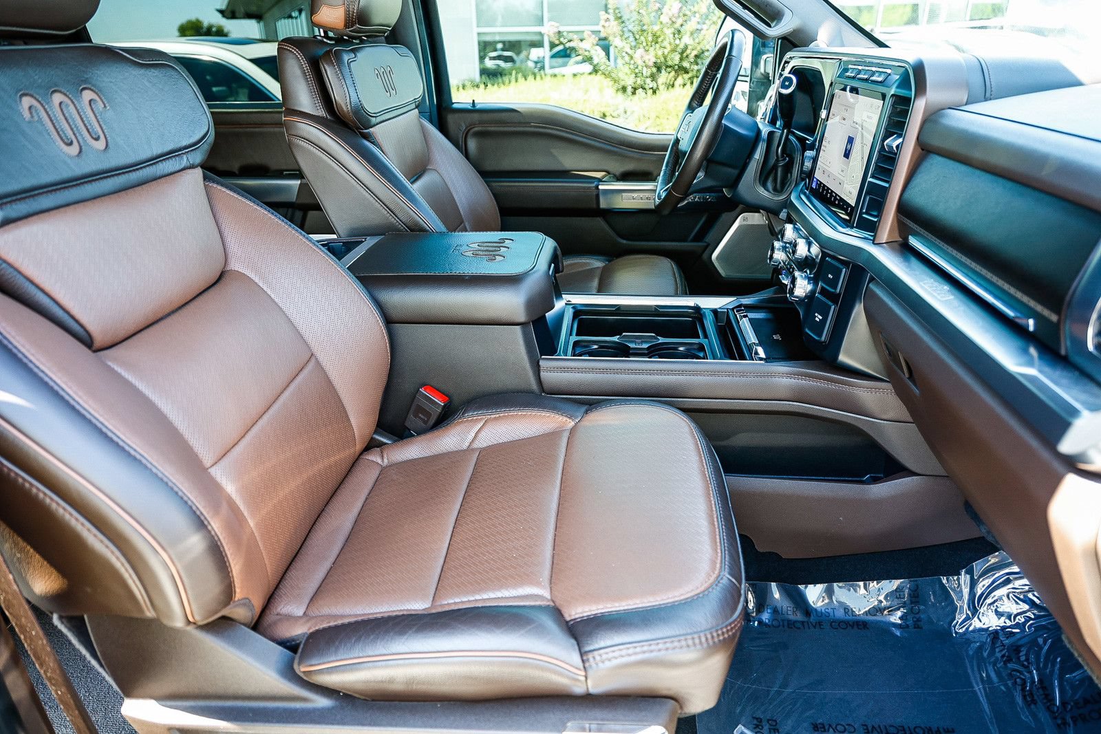 Used 2024 Ford F450 King Ranch w/ FX4 Off-Road Package AWD/4WD image 17