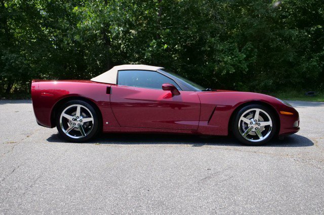Used 2007 Chevrolet Corvette Convertible w/ Preferred Equipment Group RWD image 43