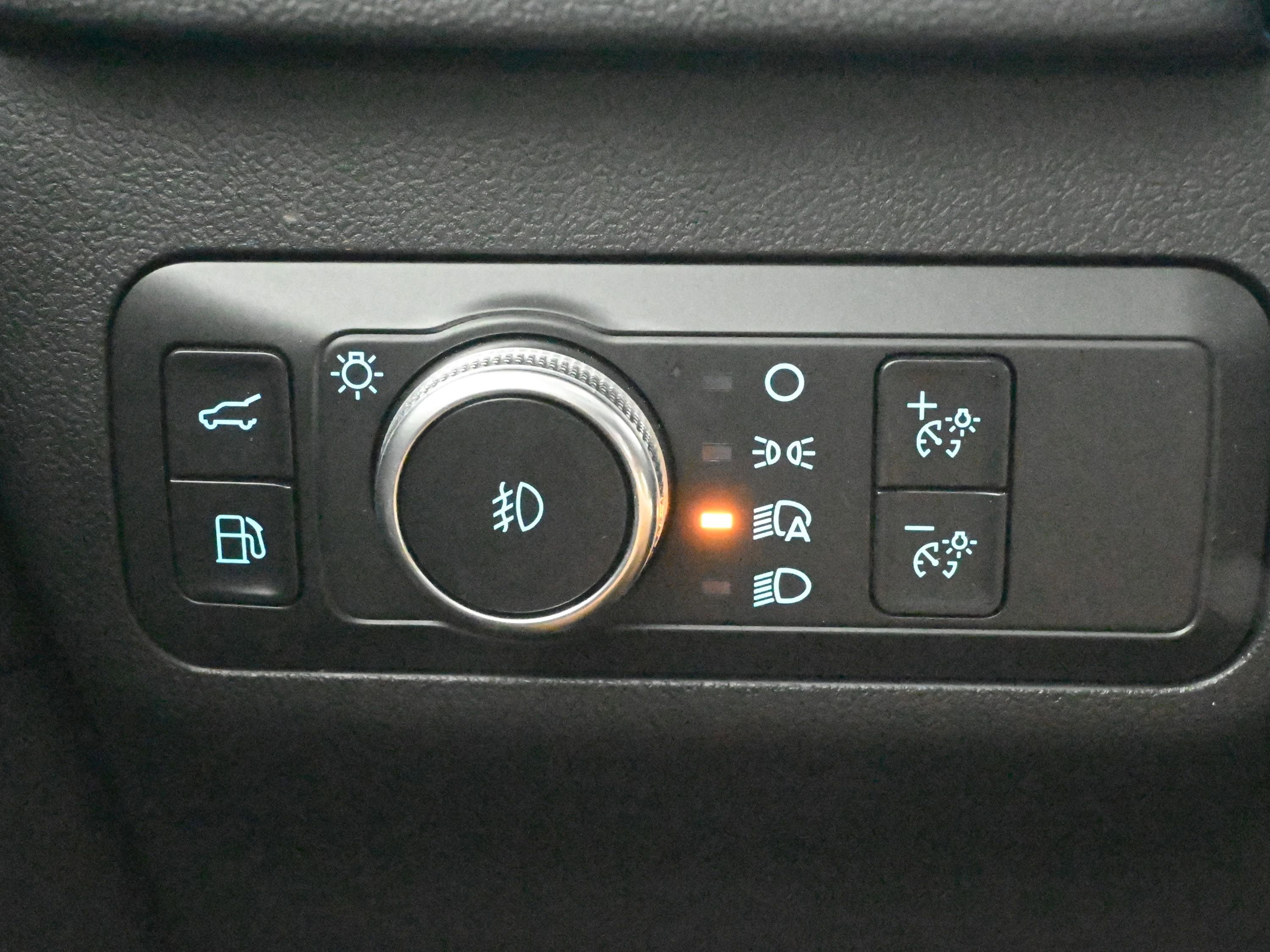 Used 2022 Ford Escape Titanium w/ Titanium Elite Package image 12