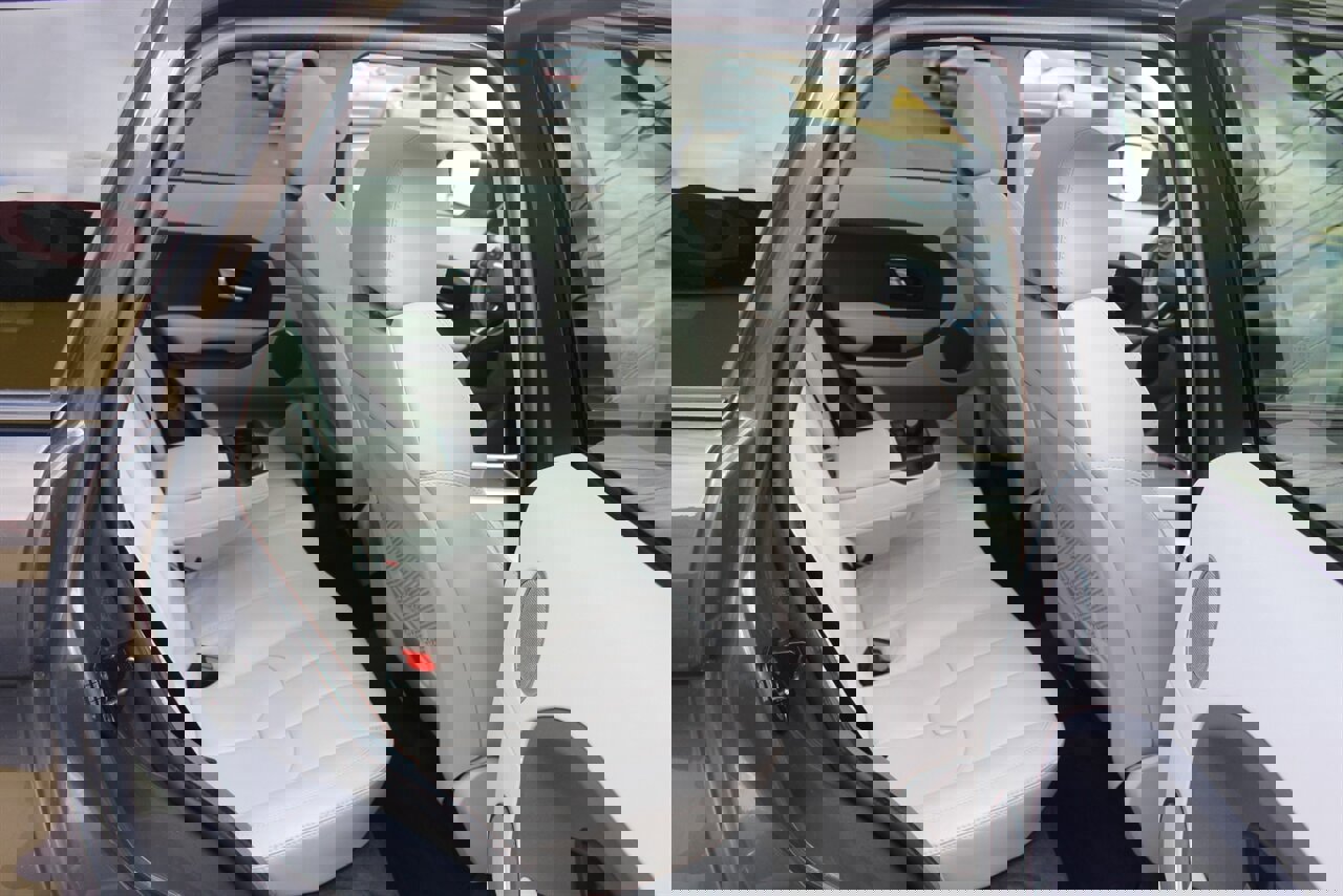 Used 2012 Land Rover Range Rover Evoque Pure Plus AWD/4WD image 15