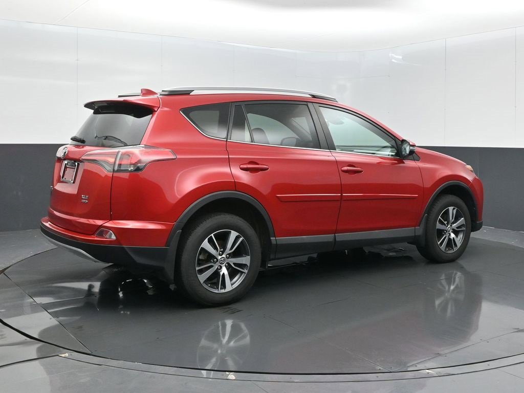 Used 2017 Toyota RAV4 XLE w/ Premium Extra Value Package image 22