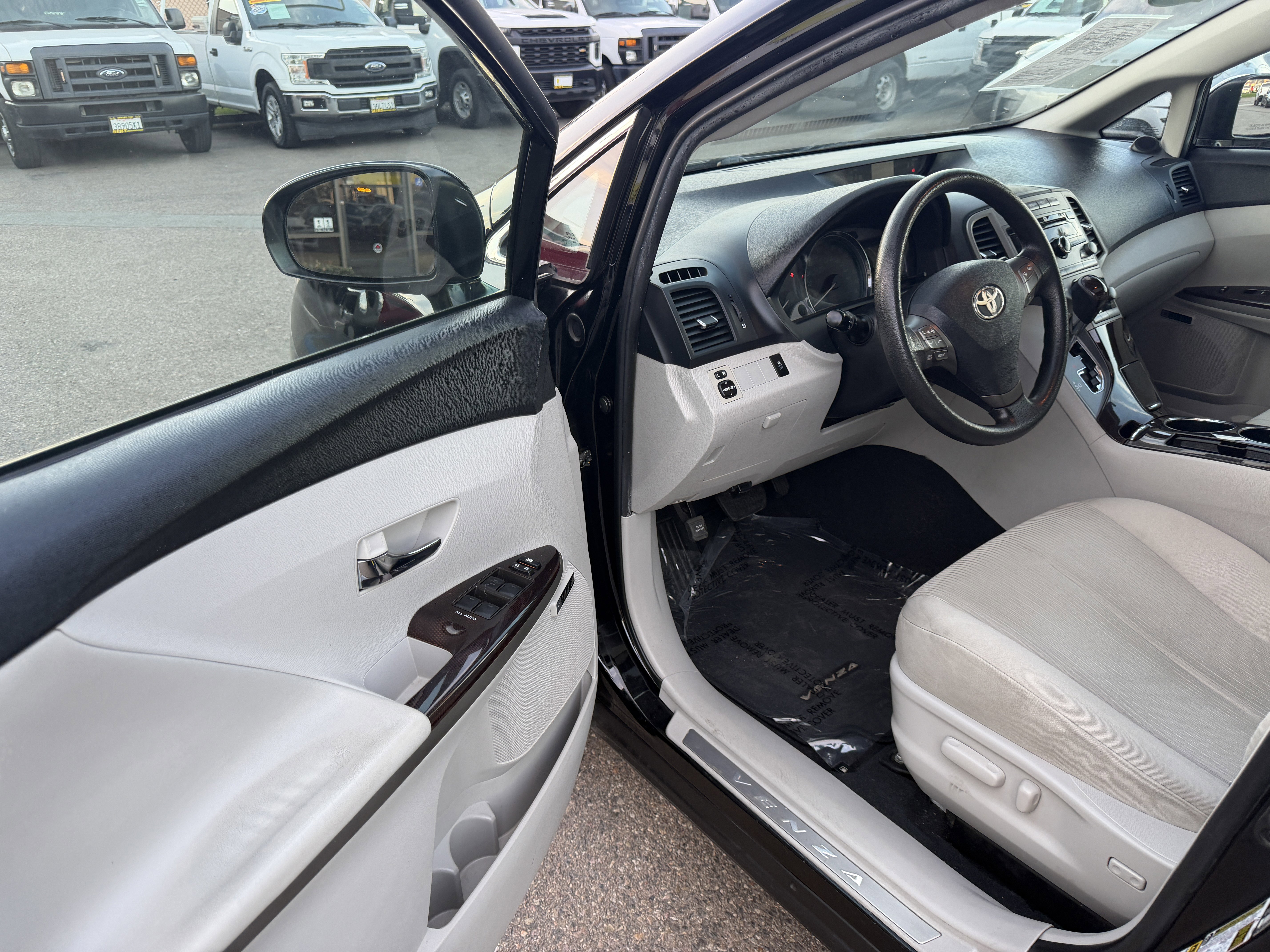 Used 2009 Toyota Venza image 15