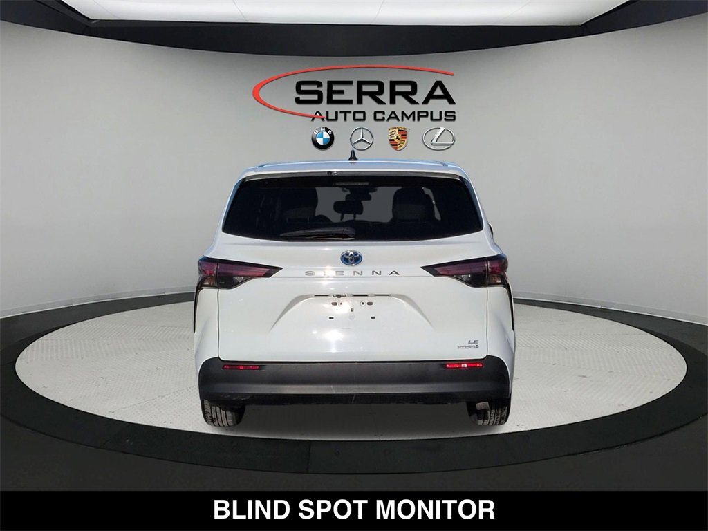 Used 2022 Toyota Sienna LE image 14