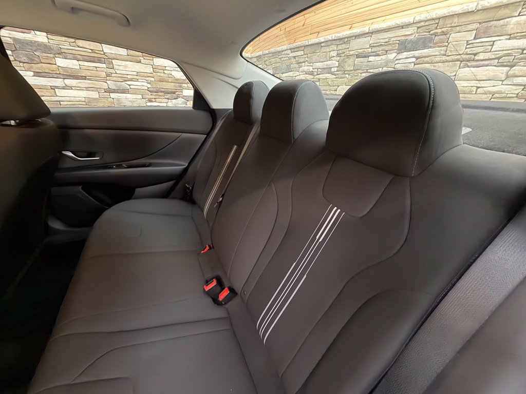 Certified 2023 Hyundai Elantra SEL FWD image 40