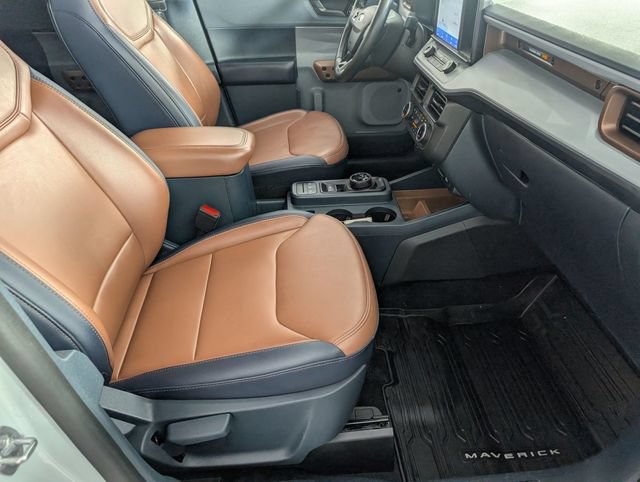 Used 2023 Ford Maverick Lariat w/ Lariat Luxury Package FWD image 34
