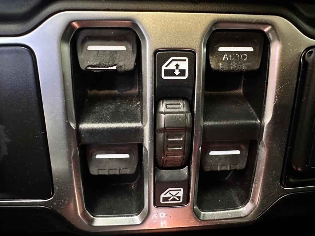 Used 2019 Jeep Wrangler Unlimited Sport S image 19