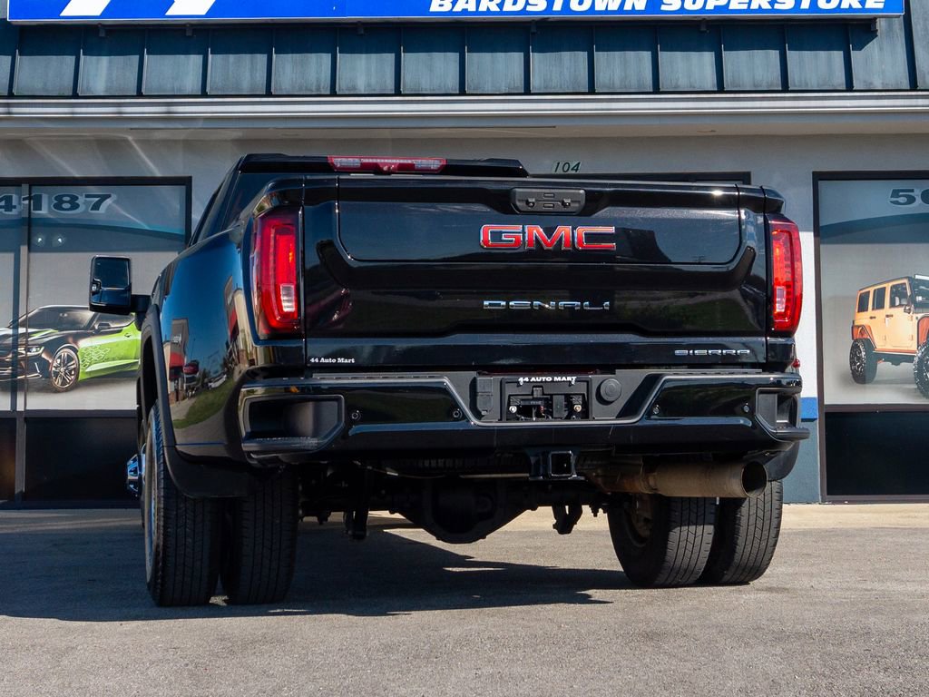 Used 2023 GMC Sierra 3500 Denali w/ Denali Ultimate Package image 8