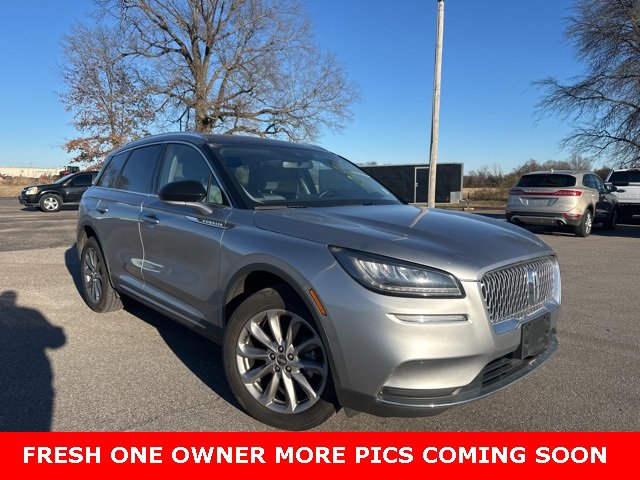 Used 2022 Lincoln Corsair AWD w/ Premium Package image 3