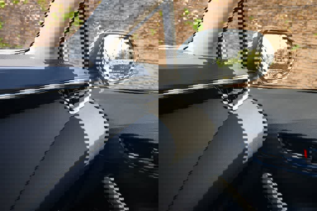 Used 2023 Toyota Corolla LE w/ Carpet Mat Package (TMS) image 21