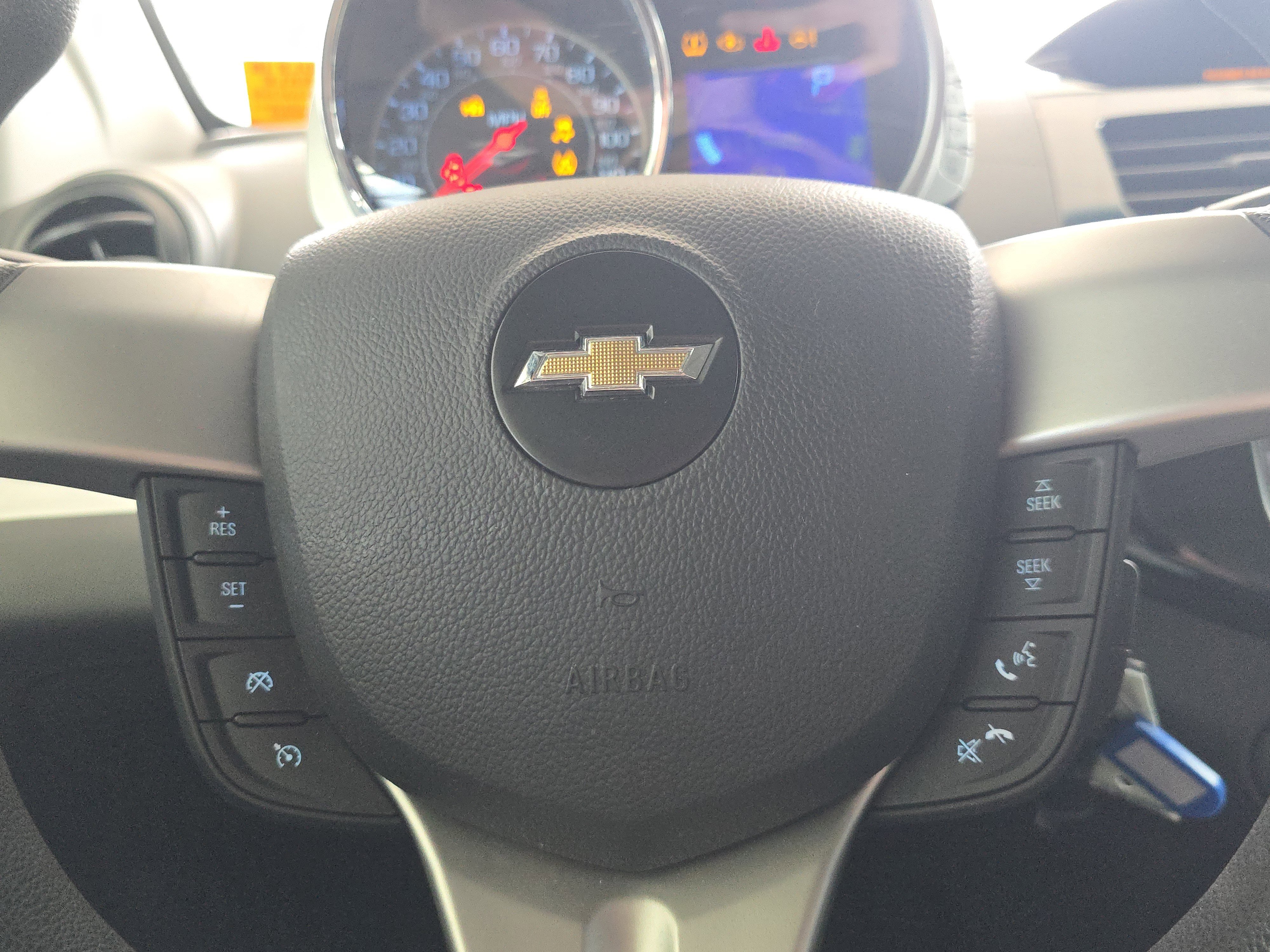 Used 2014 Chevrolet Spark LT image 25