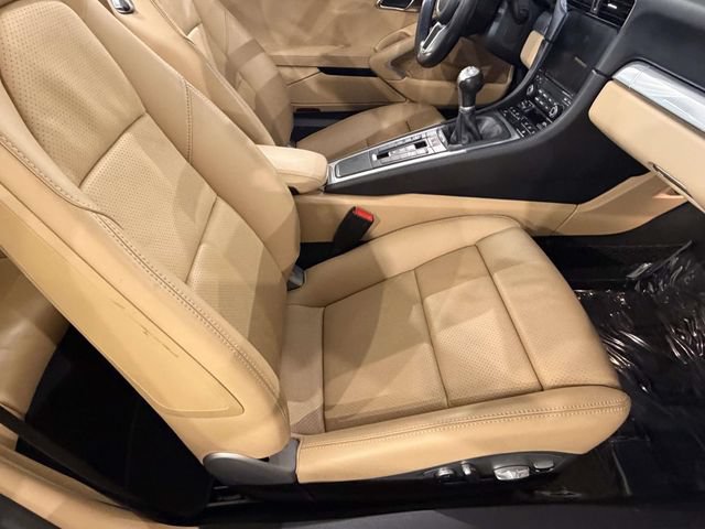 Certified 2017 Porsche 911 Carrera 4S AWD/4WD image 22