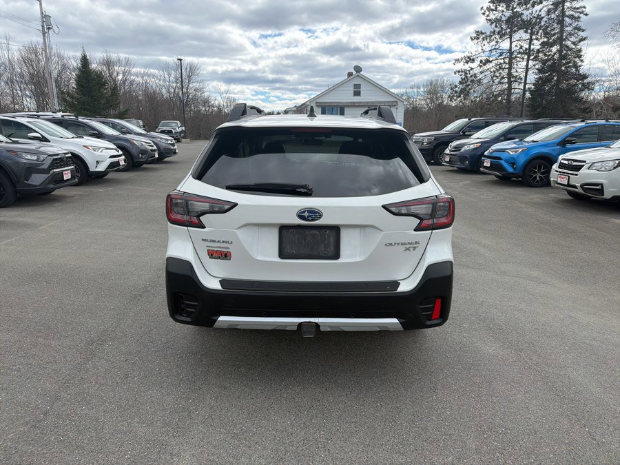 Used 2020 Subaru Outback Limited XT AWD/4WD image 3