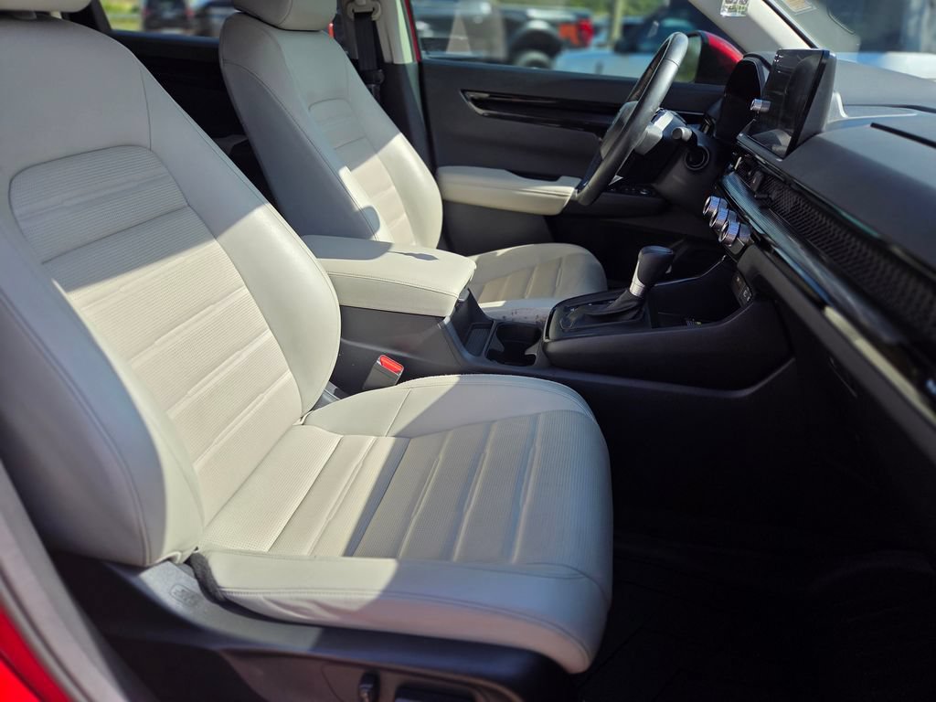 Used 2025 Honda CR-V EX-L image 10