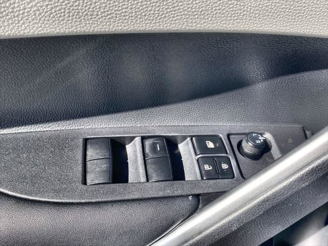 Certified 2023 Toyota Corolla Cross L AWD/4WD image 13