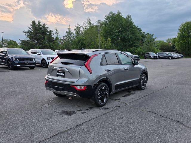 New 2026 Kia Niro Wind w/ Wind Preserve Package FWD image 7