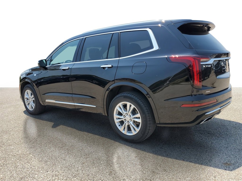 Certified 2023 Cadillac XT6 Luxury image 3