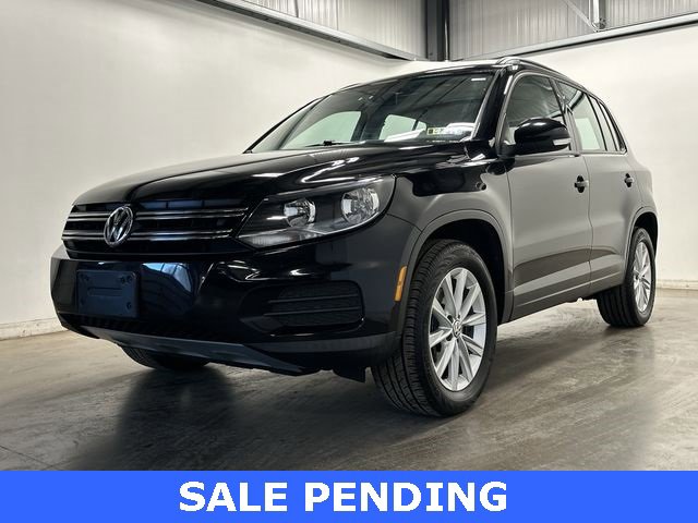 Used 2017 Volkswagen Tiguan Limited w/ Premium Package image 28