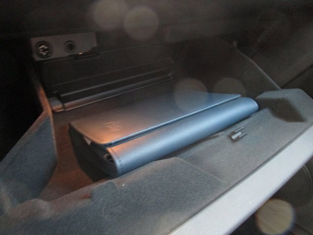 Used 2021 Land Rover Range Rover Evoque R-Dynamic SE image 17