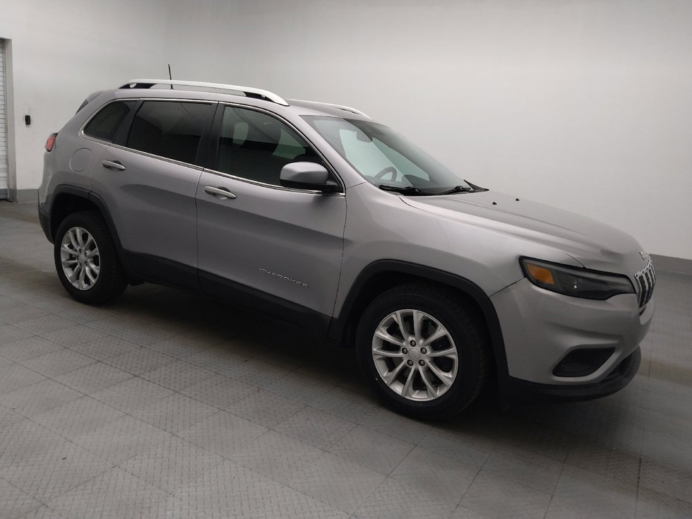 Used 2019 Jeep Cherokee Latitude w/ Popular Appearance Group FWD image 11