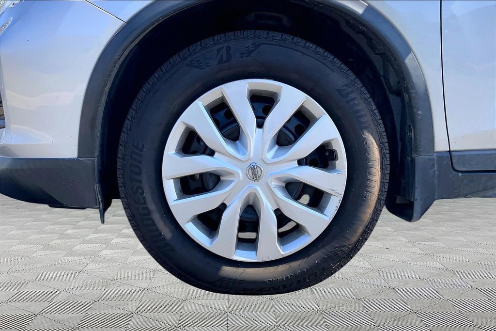 Used 2018 Nissan Rogue S image 21