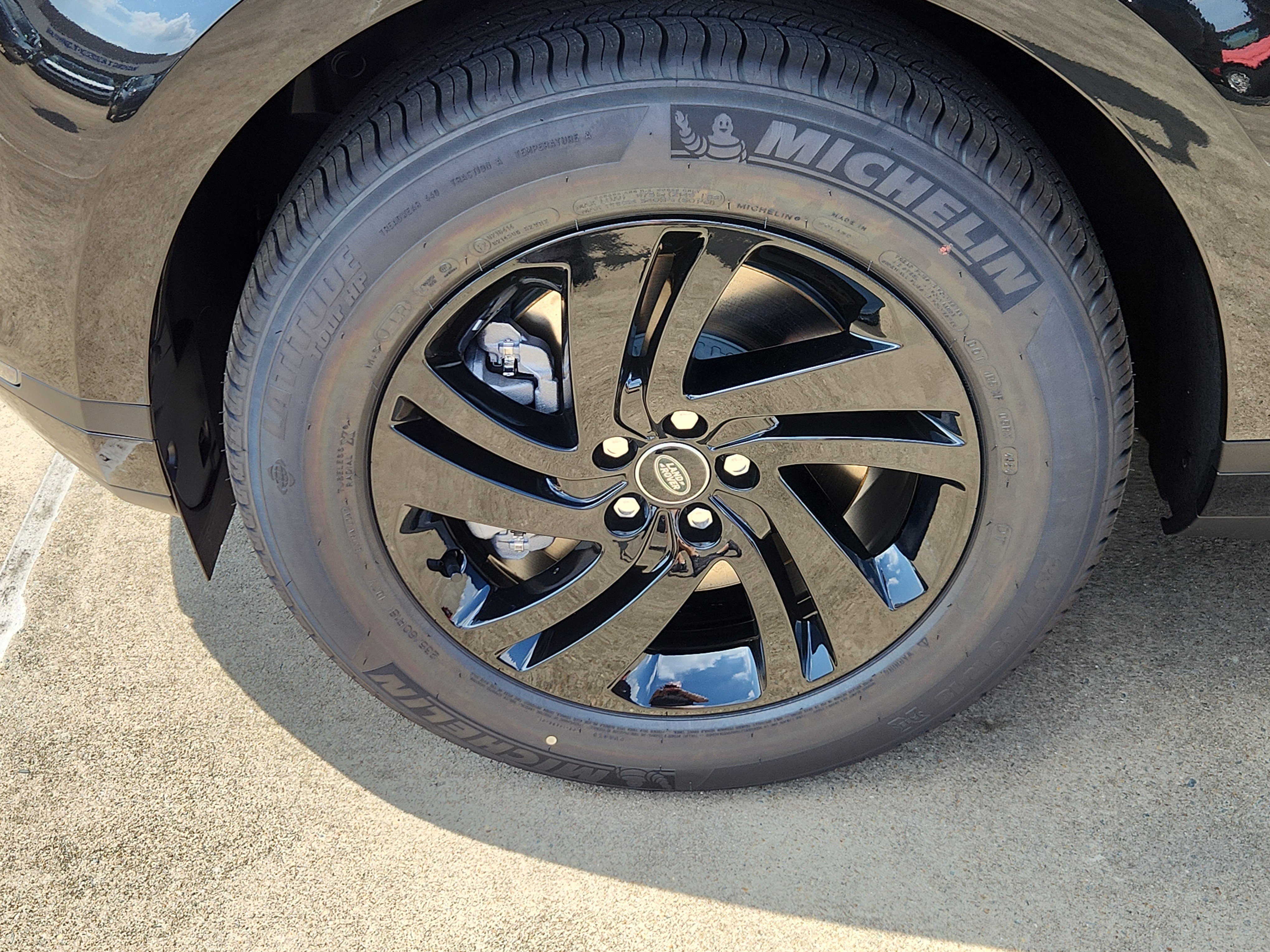 Used 2026 Land Rover Range Rover Evoque S image 9