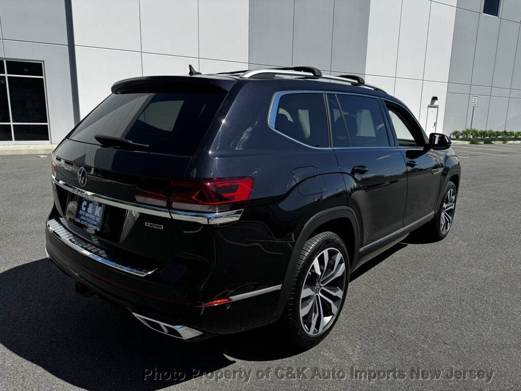 Used 2022 Volkswagen Atlas SEL Premium AWD/4WD image 5