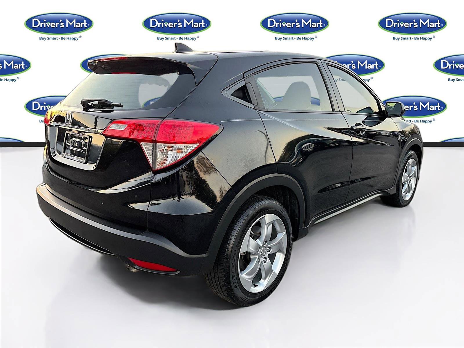 Used 2021 Honda HR-V LX image 7