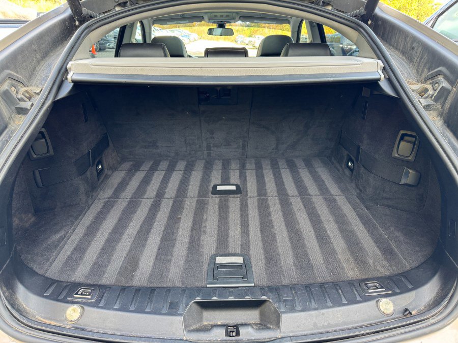 Used 2011 BMW 550i Gran Turismo xDrive image 17