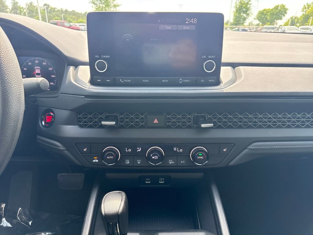 Used 2024 Honda Accord EX image 19