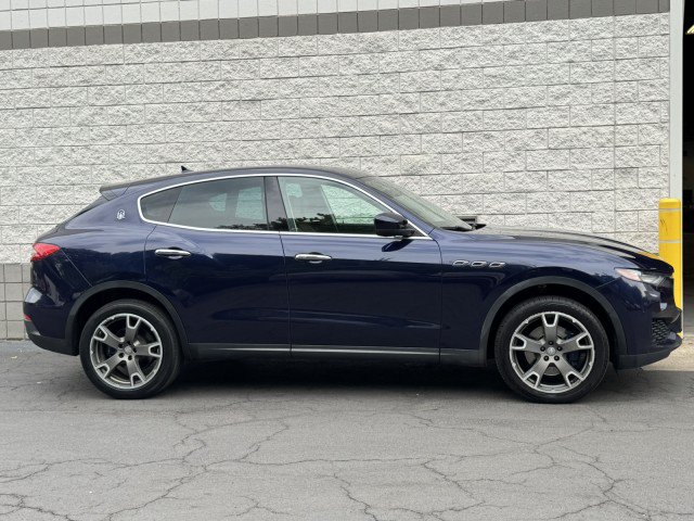 Used 2018 Maserati Levante AWD/4WD image 16