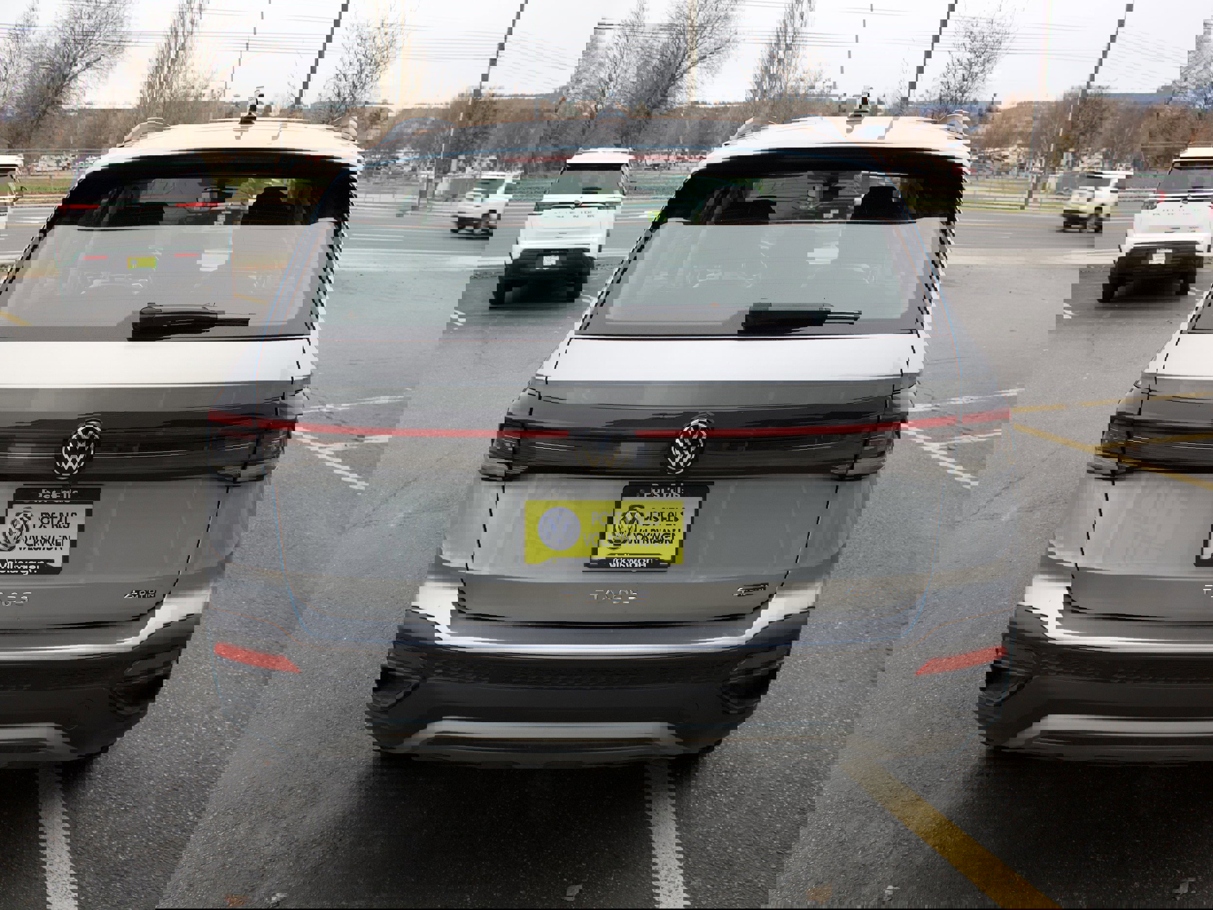 New 2025 Volkswagen Taos S image 6