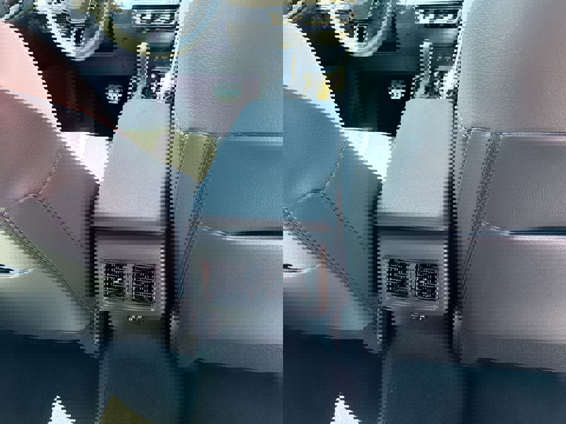 Certified 2026 Toyota Camry SE w/ Convenience Package image 21