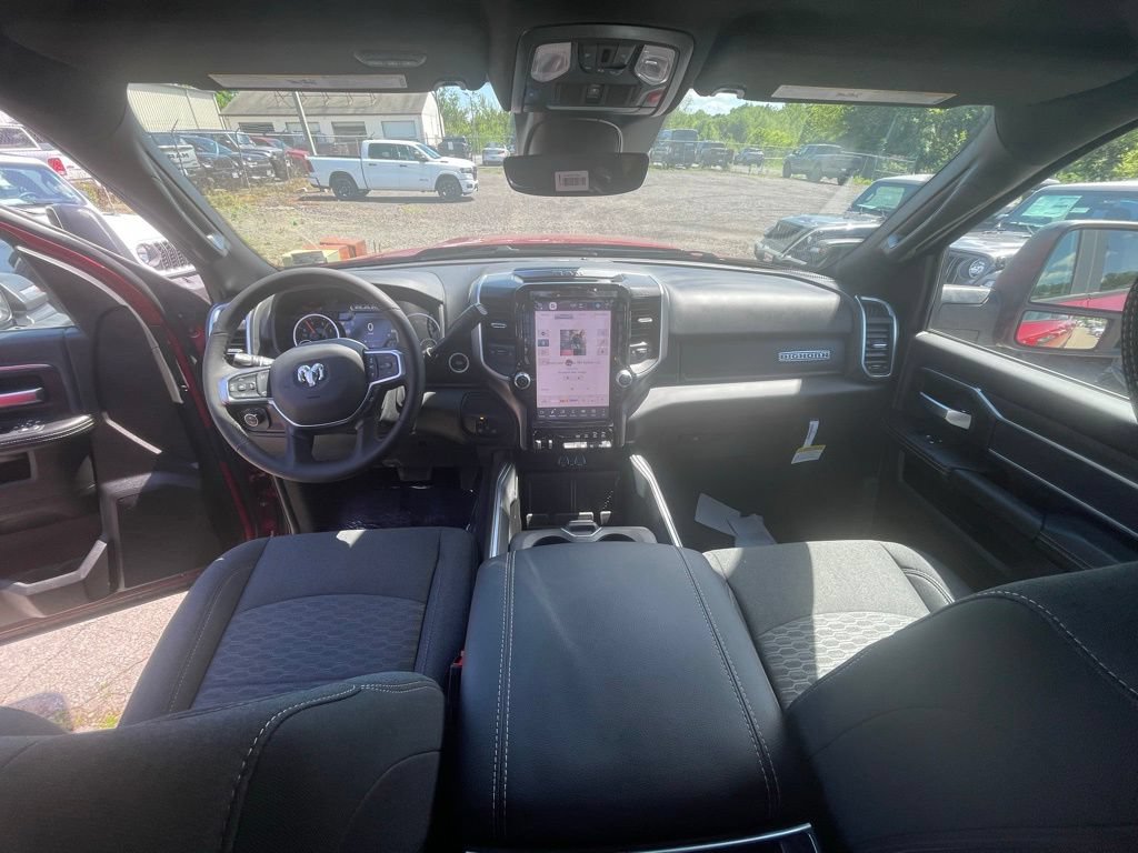 New 2026 RAM 2500 Big Horn AWD/4WD image 3