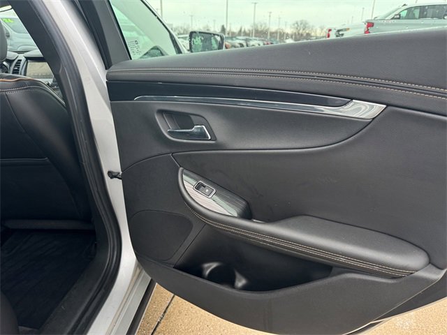 Used 2016 Chevrolet Impala LTZ image 11