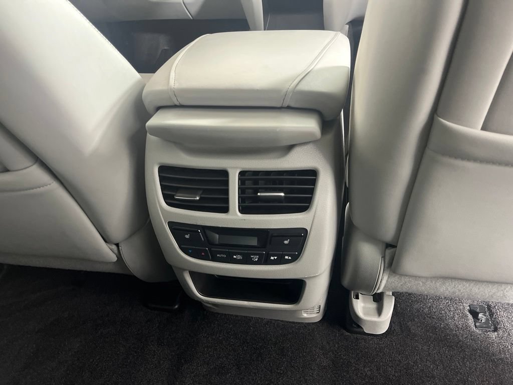 Used 2018 Acura MDX SH-AWD w/ Advance Package image 12