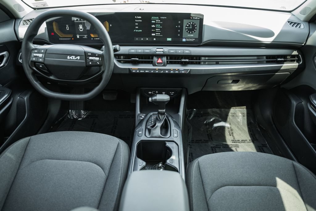Used 2025 Kia K4 FWD image 16