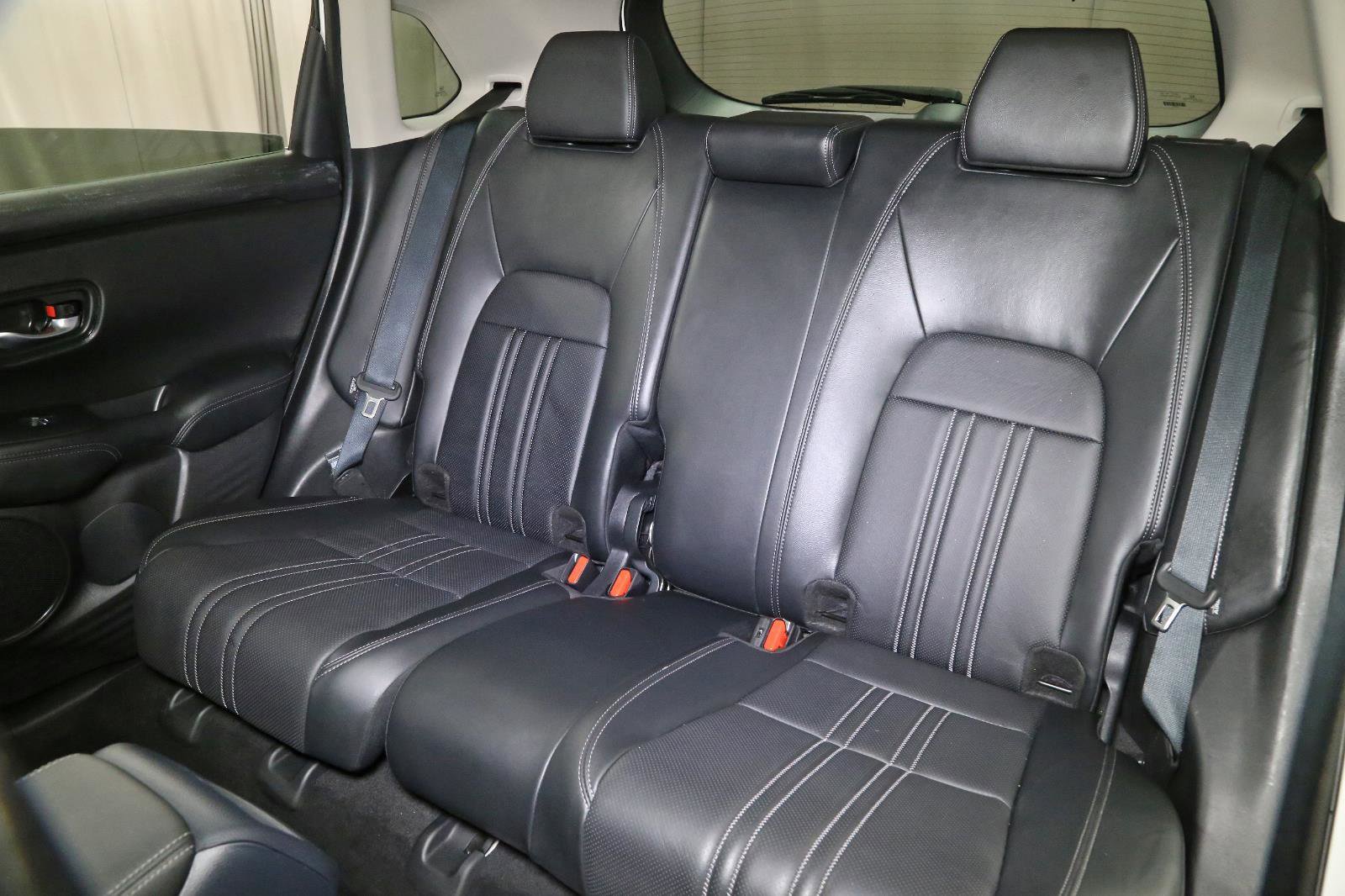 Used 2023 Honda HR-V EX-L image 13