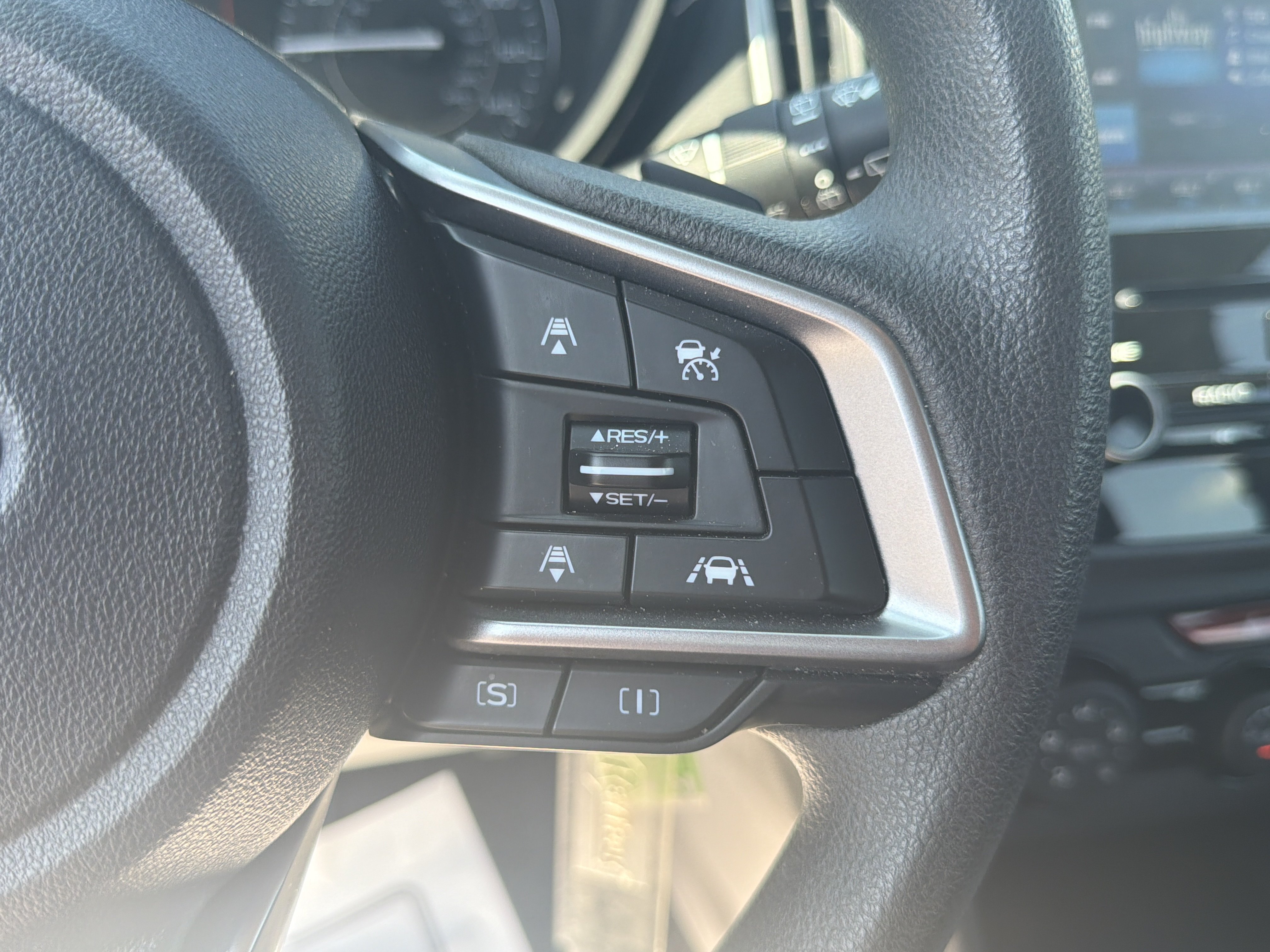 Used 2022 Subaru Impreza 2.0i Premium AWD/4WD image 19