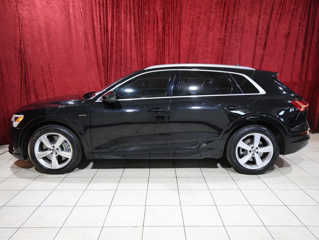 Used 2019 Audi e-tron Premium Plus AWD/4WD image 4