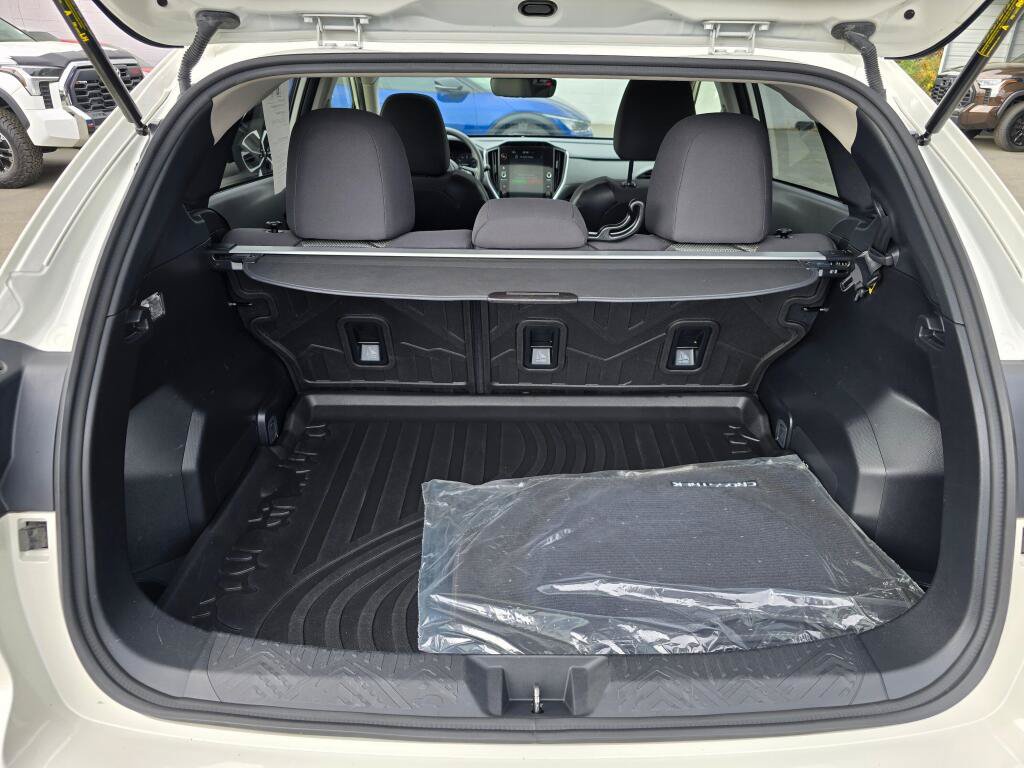 Certified 2024 Subaru Crosstrek 2.0i Premium AWD/4WD image 16