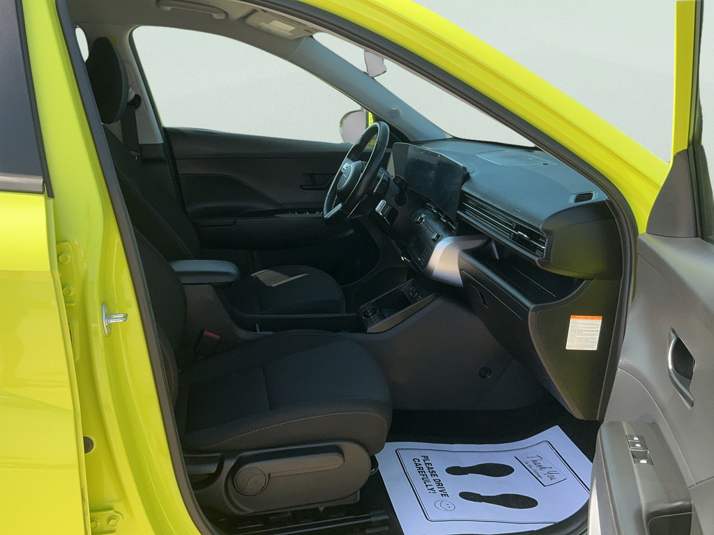 Used 2024 Hyundai Kona SEL FWD image 11