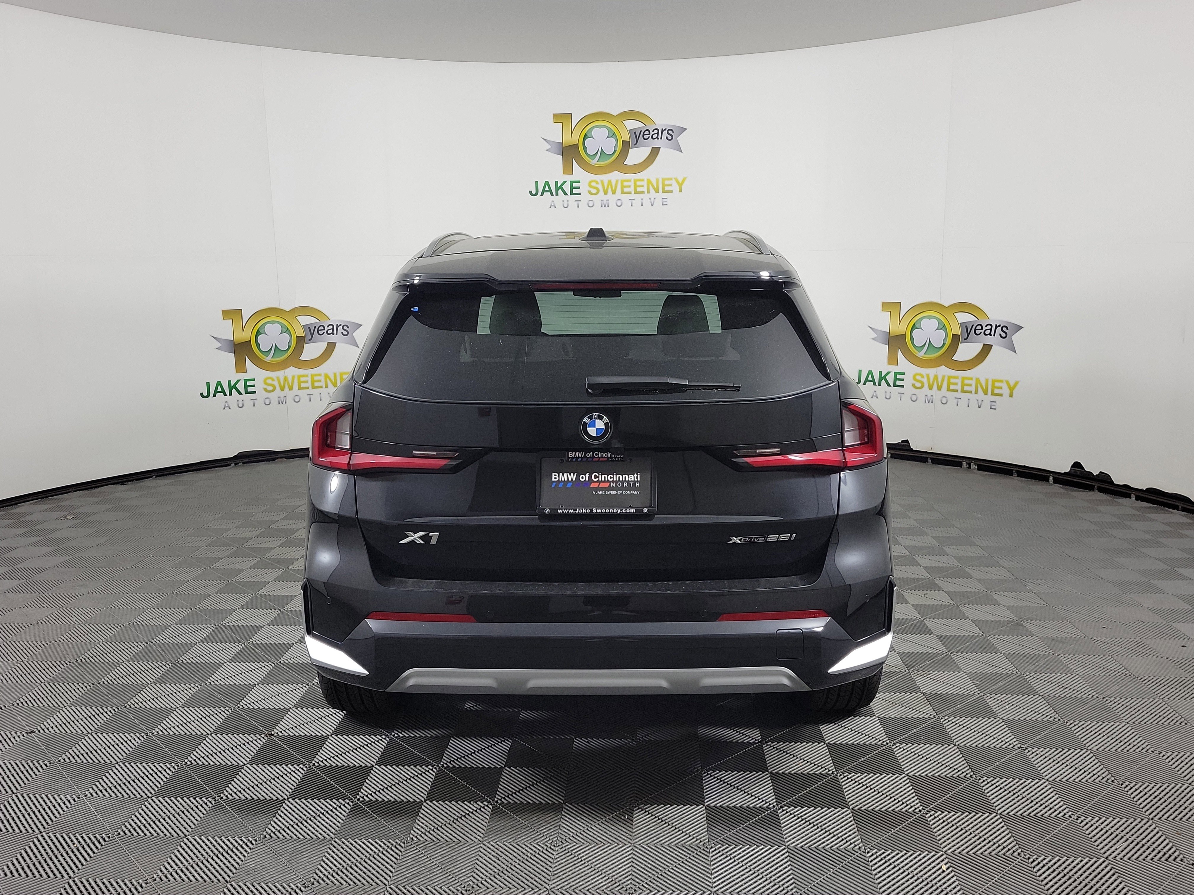 Certified 2025 BMW X1 xDrive28i w/ Convenience Package AWD/4WD image 6