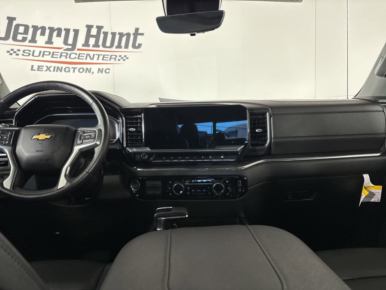 Used 2023 Chevrolet Silverado 1500 LTZ w/ LTZ Premium Package image 25