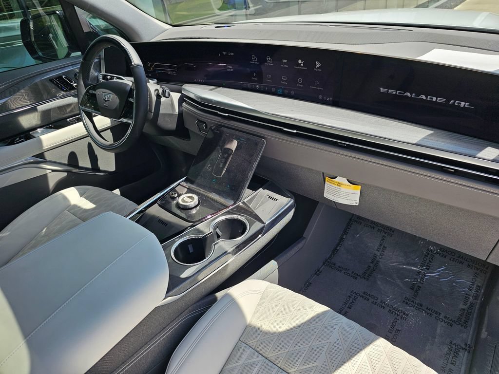 New 2026 Cadillac Escalade IQL Luxury AWD/4WD image 10